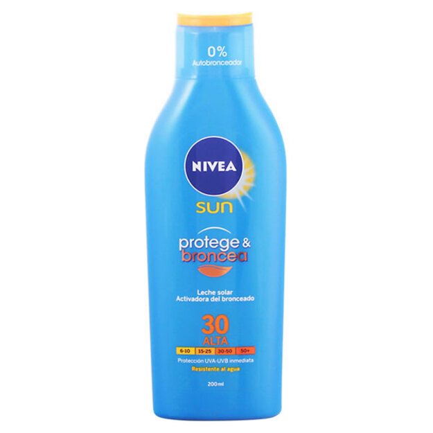 Nivea Sun Solar Milk Protect & Sunbathe F30 200 Ml